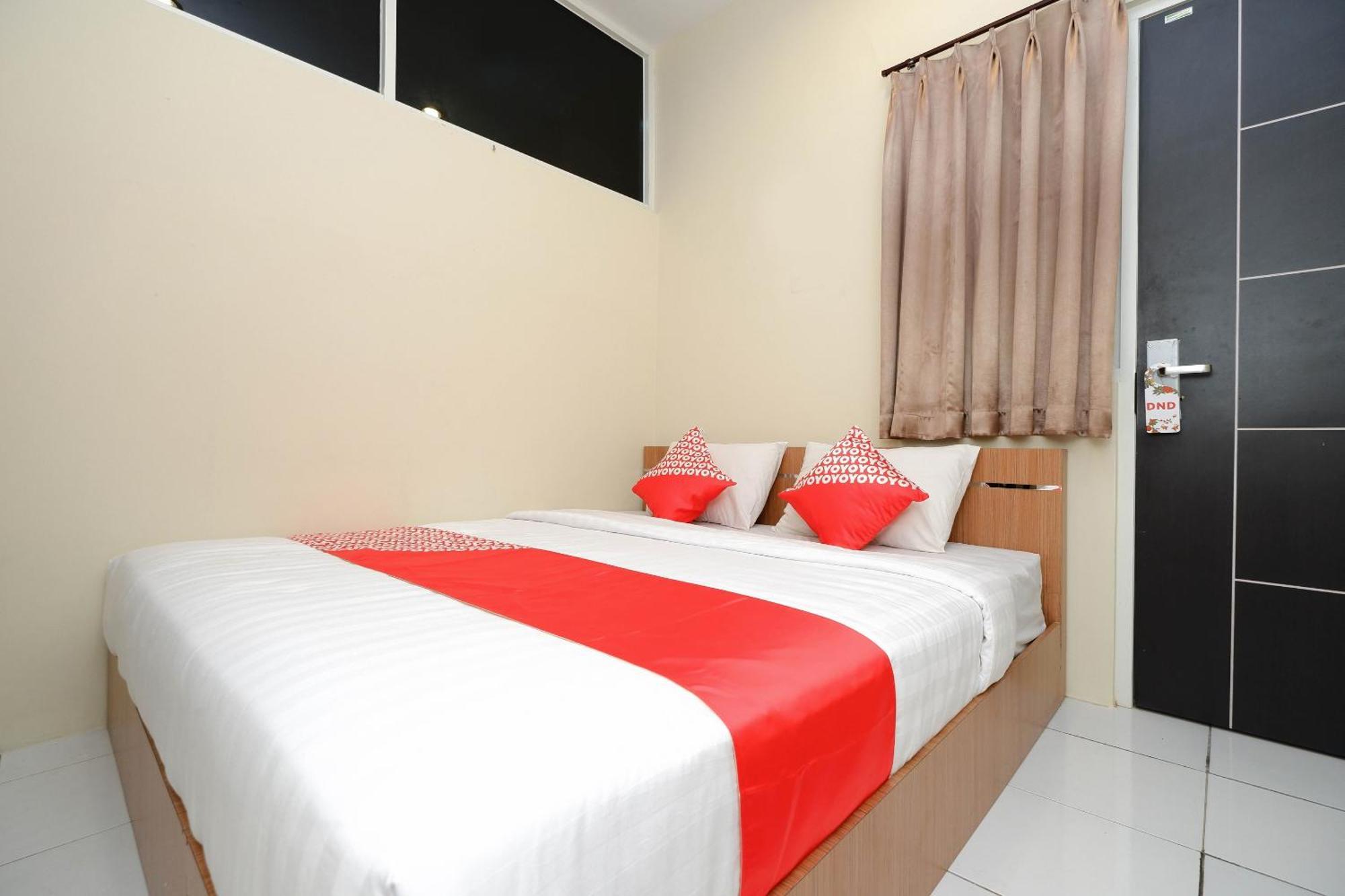 Unta Residence Semarang Exterior photo